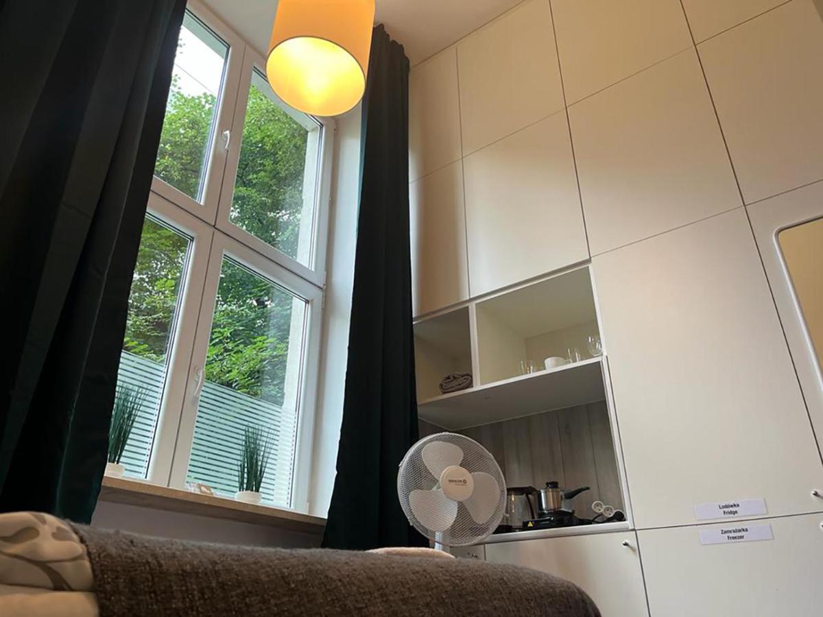 Labo Apartment Chmielna ワルシャワ エクステリア 写真